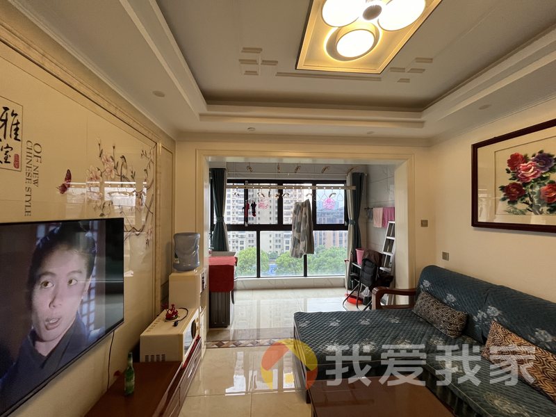 南昌我爱我家新力金沙湾 南北通透，采光好 装修好，环镜优美 周边匹套完善，，出行方便
