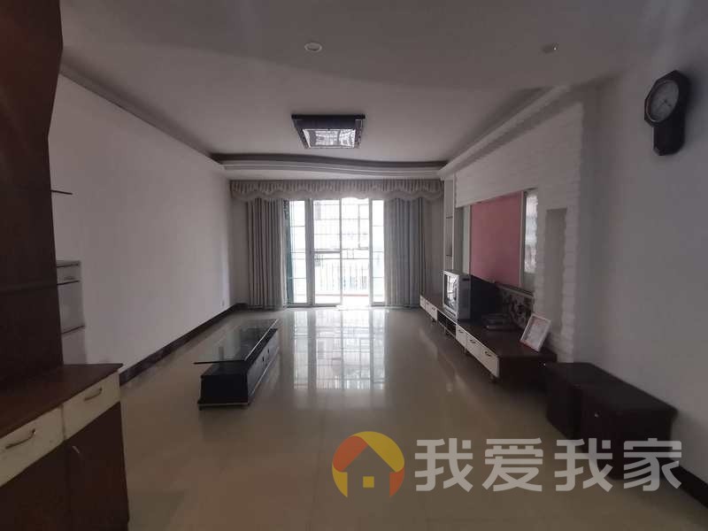 平安家园 南北通透，采光好 近地铁 中间楼层