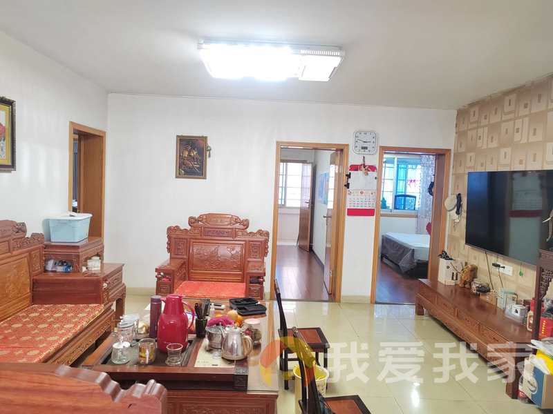 贤士一路 南北通透，采光好 装修好，环镜优美 视野好，诚心出售