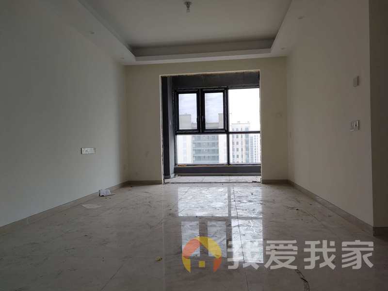 中国铁建书香瑶庭 南北通透，采光好 装修好，环镜优美 视野好，诚心出租