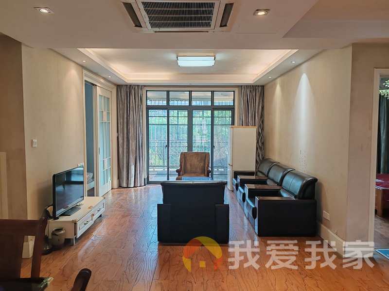 梵顿公馆一期 南北通透，采光好 装修好，环镜优美 近地铁 周边匹套完善，，出行方便