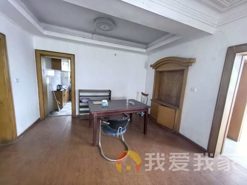 站前西路163号住宅小区 南北通透，采光好 装修好，环镜优美 近地铁 视野好，诚心出租