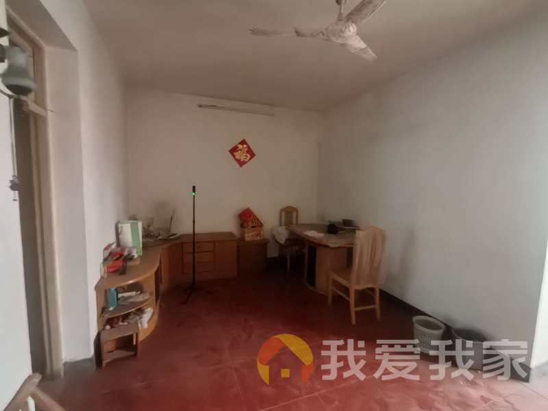 岔道口西路 南北通透，采光好 视野好，诚心出售