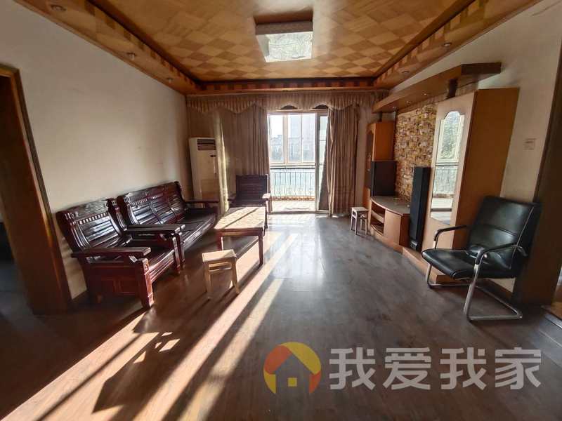 平安家园 南北通透，采光好 装修好，环镜优美 近地铁 视野好，诚心出租
