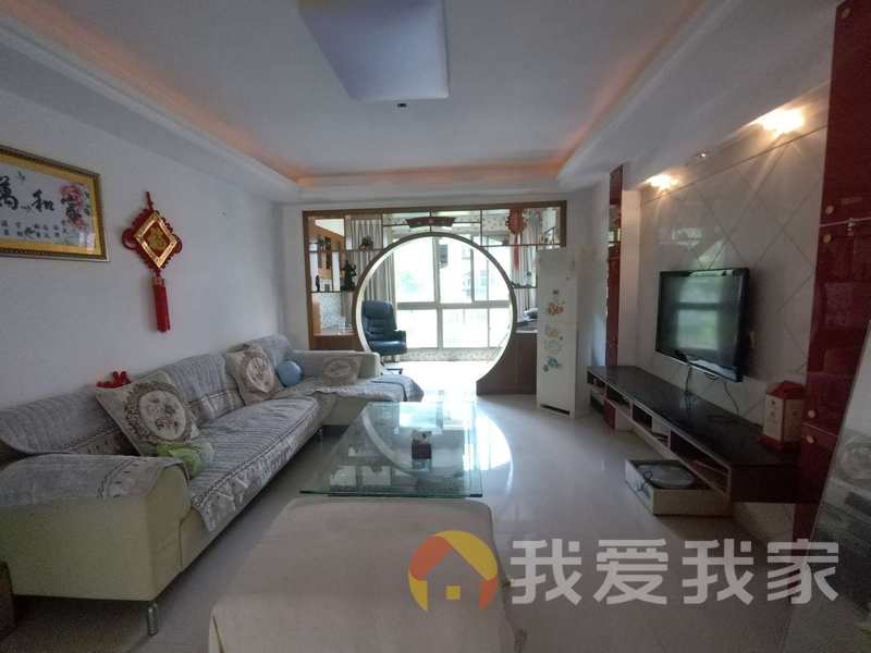 南昌我爱我家平安象湖风情 南北通透，采光好 装修好，环镜优美 视野好，诚心出售