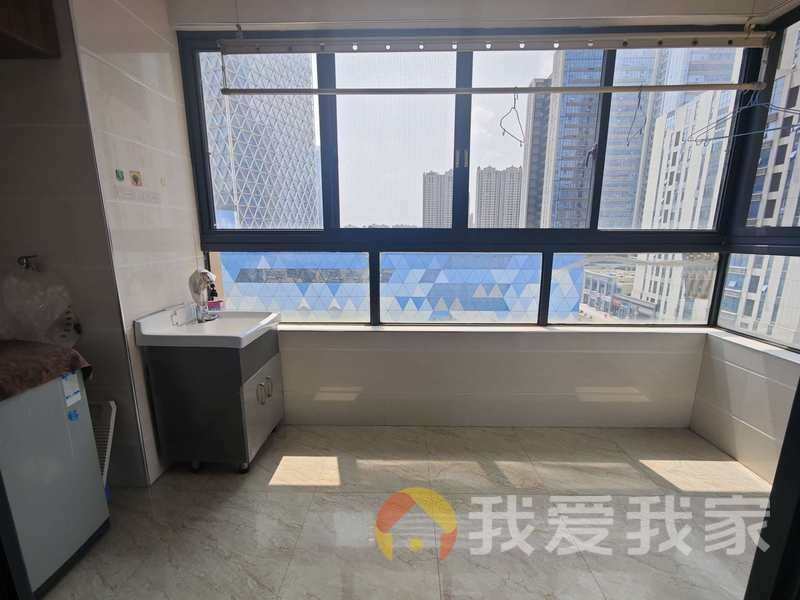 南昌我爱我家方大上上城 南北通透，采光好 近地铁 视野好，诚心出售