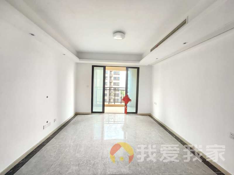 南昌我爱我家九龙湖金茂悦(金悦雅苑) 南北通透，采光好 装修好，环镜优美 近地铁 视野好，诚心出售