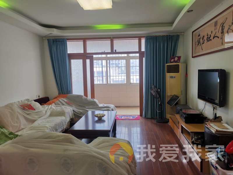 皮肤病医院宿舍 南北通透，采光好 装修好，环镜优美 中间楼层
