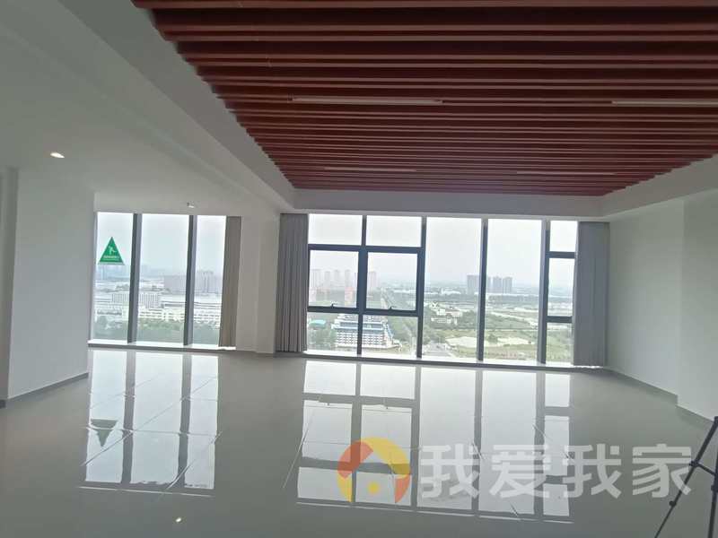 南昌我爱我家新城吾悦广场 南北通透，采光好 装修好，环镜优美 视野好，诚心出售