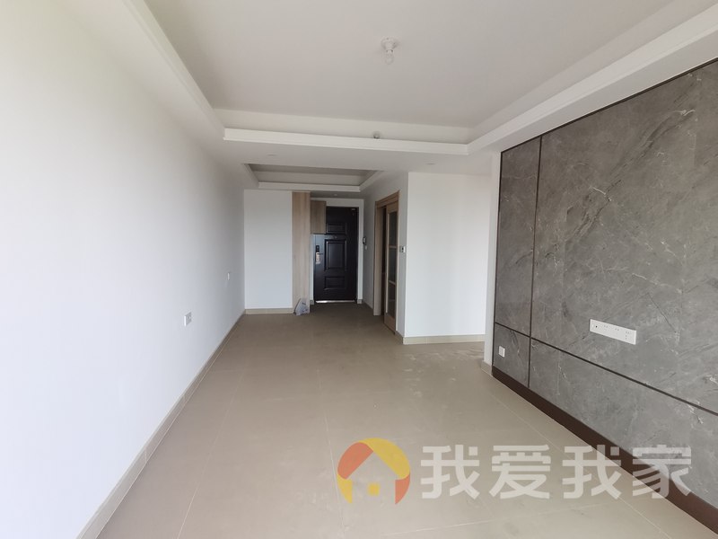 南昌我爱我家美的花湾城 南北通透，采光好 装修好，环镜优美 中间楼层