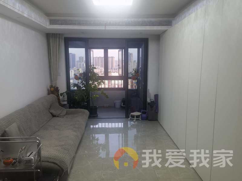 南旅嘉福里(永泰小区)  南北通透，采光好 装修好，环镜优美 视野好，诚心出售