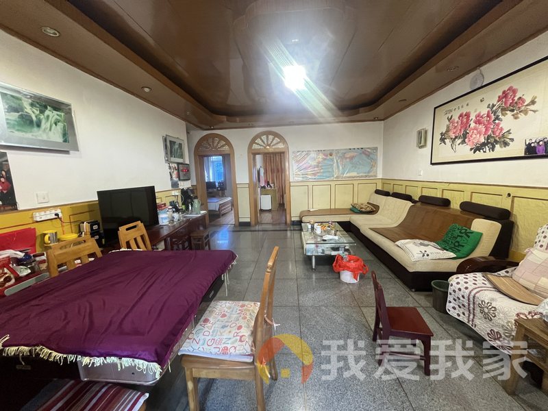 爱国路检察院宿舍 南北通透，采光好 视野好，诚心出售