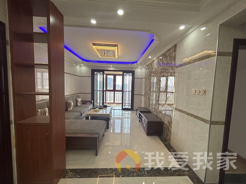 南昌我爱我家保利百合花园 南北通透，采光好 装修好，环镜优美 近地铁 视野好，诚心出售