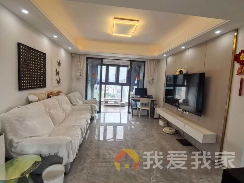 江湾豪庭 南北通透，采光好 装修好，环镜优美 近地铁 视野好，诚心出售