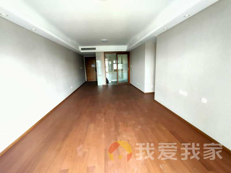 华润悦府 南北通透，采光好 装修好，环镜优美 视野好，诚心出售