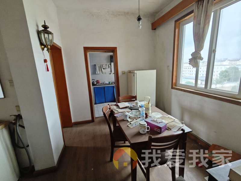 洪都大院九区 南北通透，采光好 装修好，环镜优美 近地铁 视野好，诚心出售
