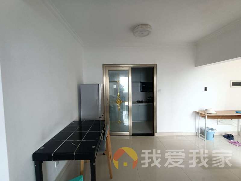南昌我爱我家九仰梧桐公寓（国芳城市花园） 南北通透，采光好 装修好，环镜优美 中间楼层