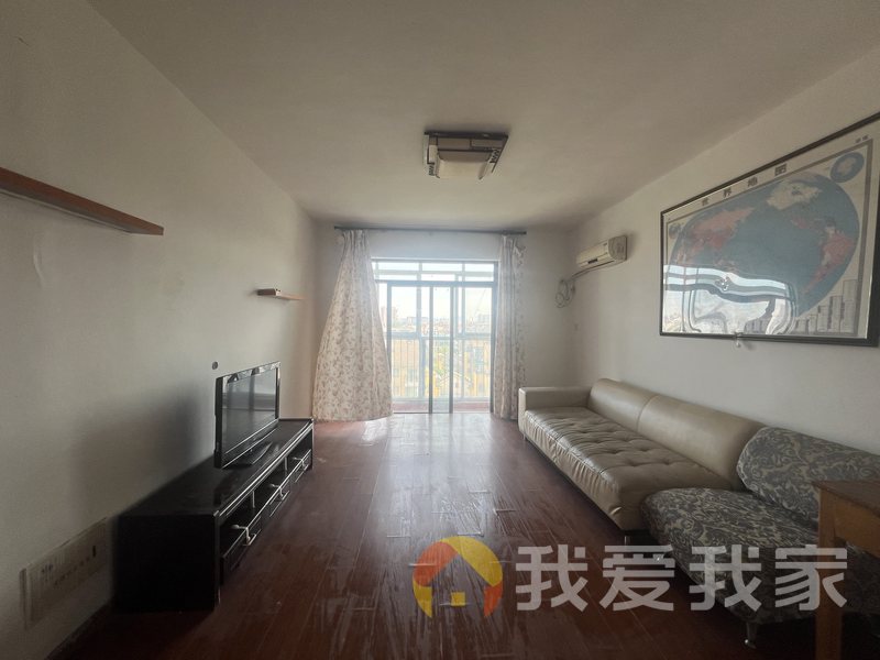 南昌我爱我家万科四季花城北区紫藤苑 南北通透，采光好 装修好，环镜优美 近地铁 视野好，诚心出售