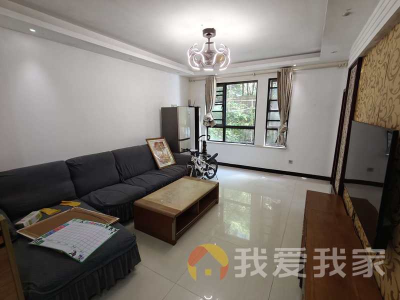 上林春天 南北通透，采光好 装修好，环镜优美 周边匹套完善，，出行方便