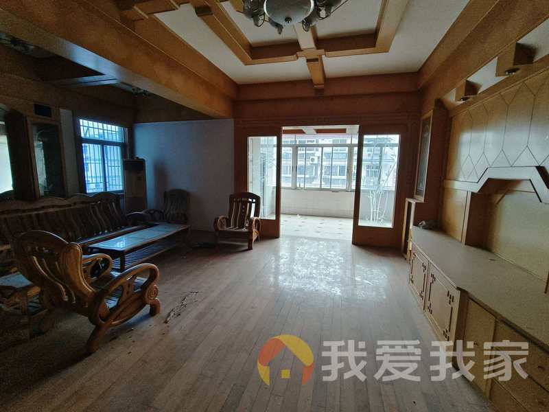 单位宿舍  环境好 得房率高