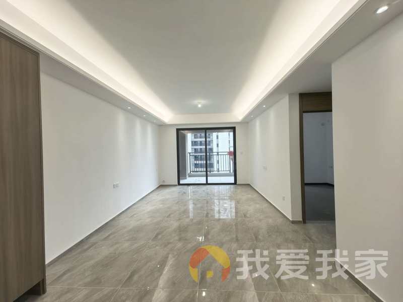 保利和光宸悦 南北通透，采光好 装修好，环镜优美 中间楼层