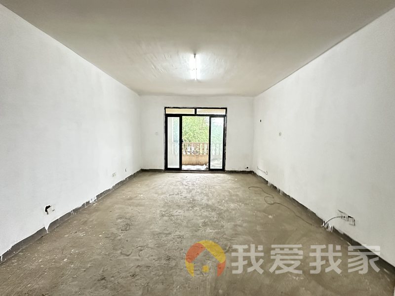 海域香廷三期 南北通透，采光好 视野好，诚心出售