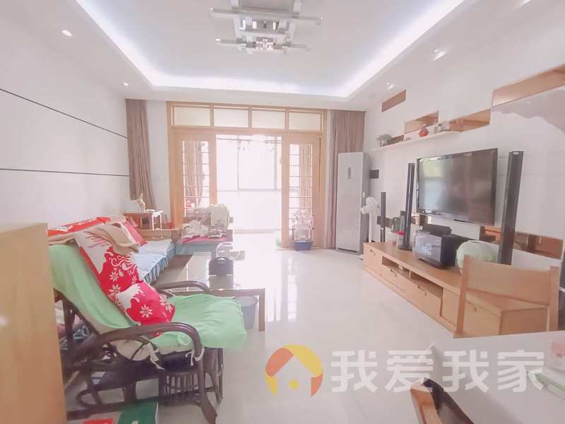 南昌我爱我家梦里水乡芳满庭 南北通透，采光好 装修好，环镜优美 视野好，诚心出售