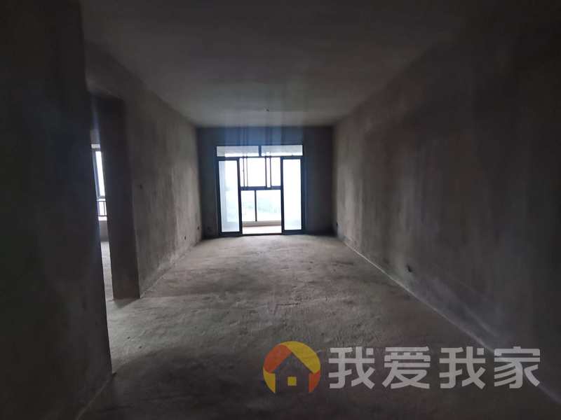 众一富东广场 南北通透，采光好 视野好，诚心出售