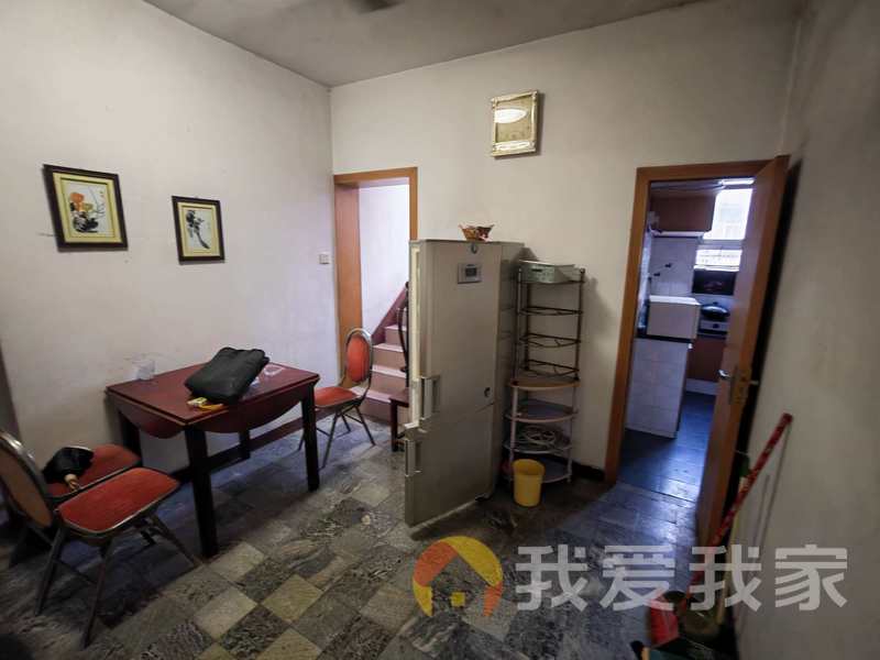 北京东路519号肿瘤医院宿舍 南北通透，采光好 装修好，环镜优美 视野好，诚心出租