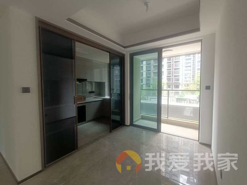 建发缦云 南北通透，采光好 装修好，环镜优美 周边匹套完善，，出行方便