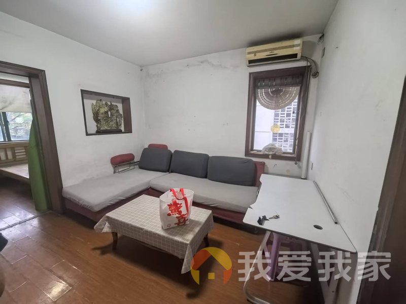 前进路住宅小区 南北通透，采光好 近地铁 视野好，诚心出租