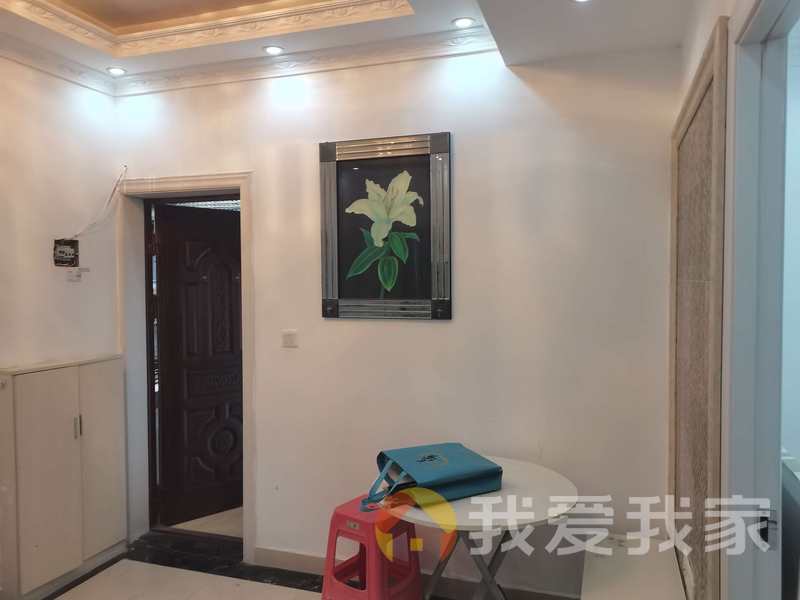 上水巷 南北通透，采光好 装修好，环镜优美 视野好，诚心出售