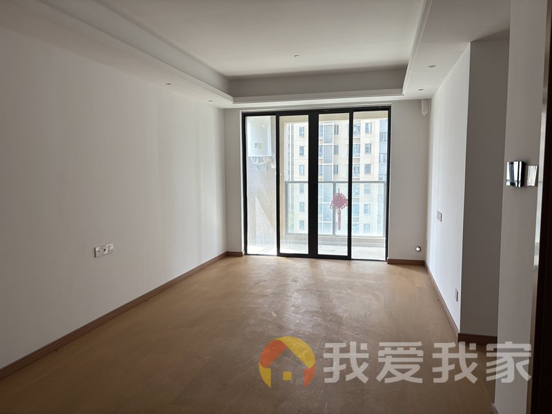 美的公园天下（新悦府） 南北通透，采光好 装修好，环镜优美 近地铁 周边匹套完善，，出行方便