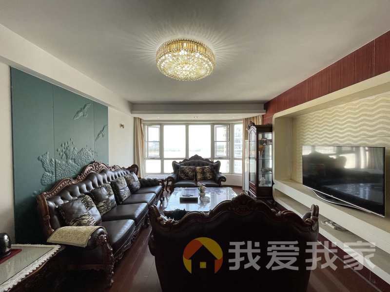 聆江花园 南北通透，采光好 装修好，环镜优美 中间楼层
