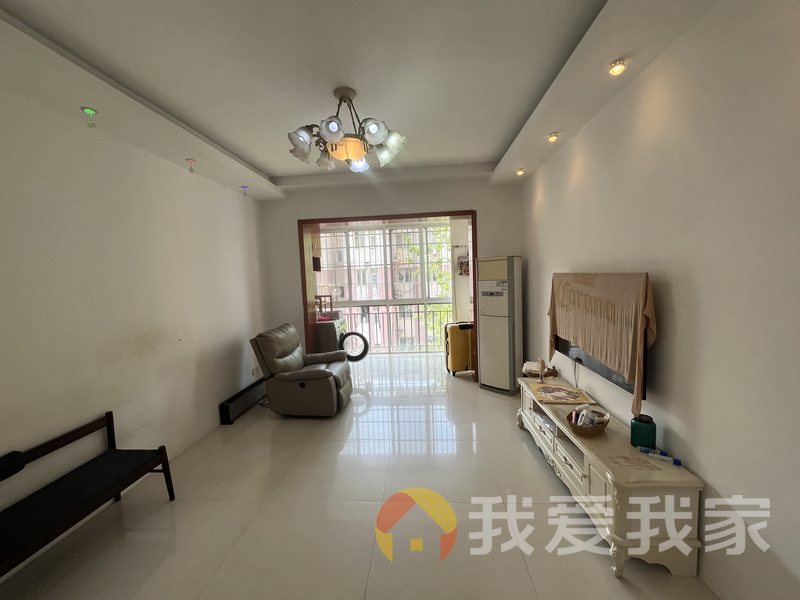 凤凰家园 南北通透，采光好 装修好，环镜优美 近地铁 视野好，诚心出售