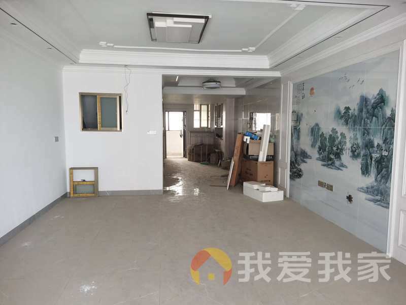 南昌我爱我家城泰凡尔赛宫（君汇半岛） 南北通透，采光好 装修好，环镜优美 近地铁 中间楼层