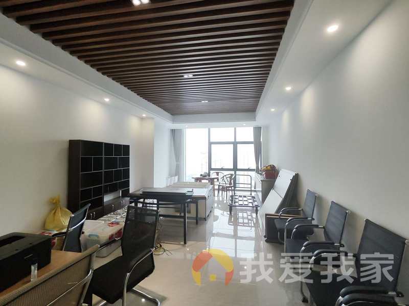 南昌我爱我家新城吾悦广场 装修好，环镜优美 视野好，诚心出售