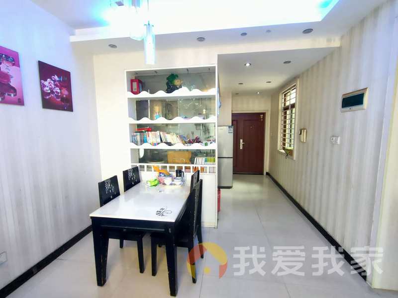 南昌我爱我家联泰香域尚城 南北通透，采光好 装修好，环镜优美 近地铁 视野好，诚心出售