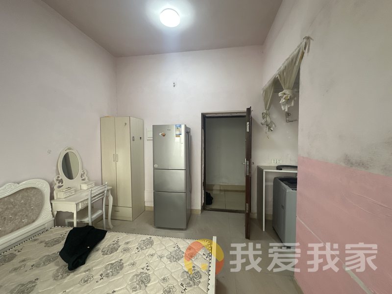 南昌我爱我家城泰凡尔赛宫（君汇半岛） 近地铁 视野好，诚心出售