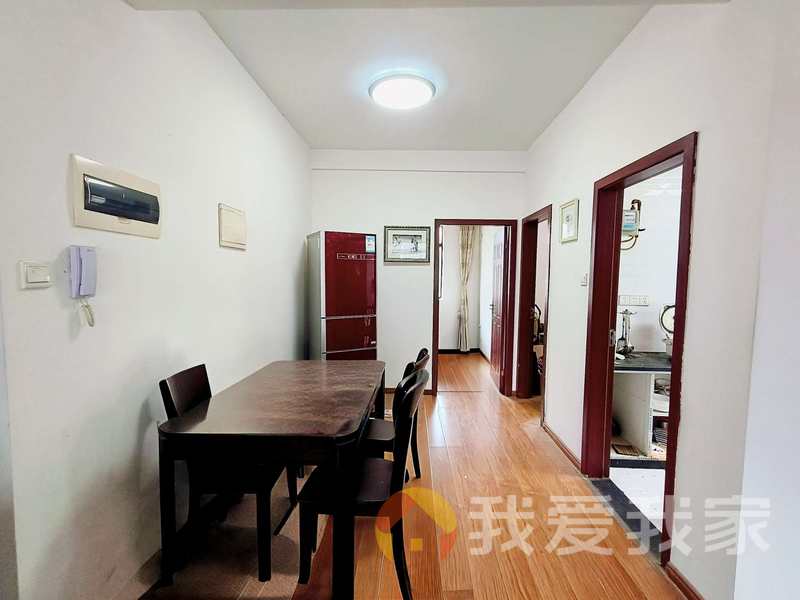 南昌我爱我家众森红谷一品 南北通透，采光好 装修好，环镜优美 视野好，诚心出售