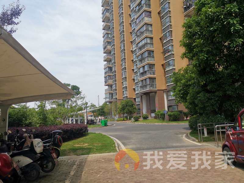 南昌我爱我家梅湖明珠 南北通透，采光好 周边匹套完善，，出行方便