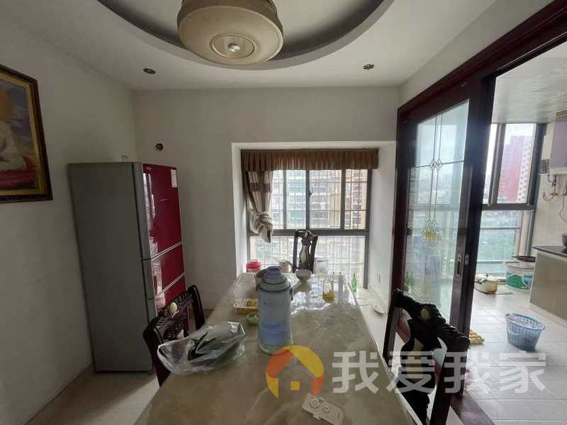 南昌我爱我家景河星宫 南北通透，采光好 视野好，诚心出售