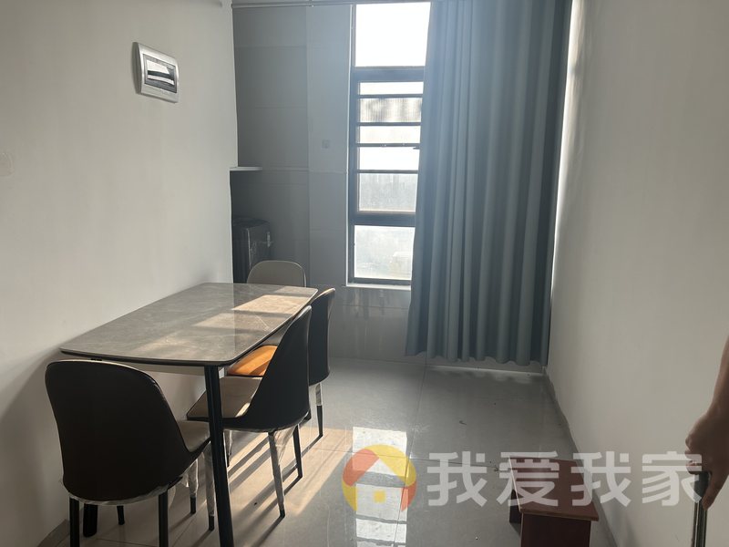 南莲华庭 装修好，环镜优美 视野好，诚心出租