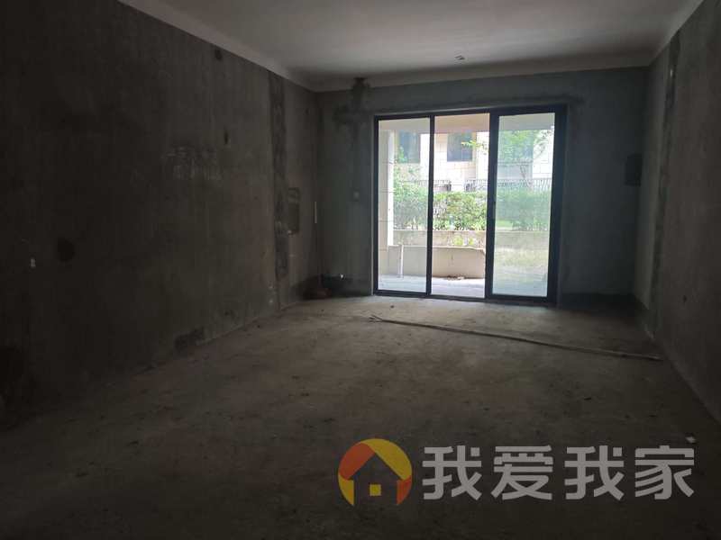 蓝光林肯公园一期观澜府 南北通透，采光好 周边匹套完善，，出行方便