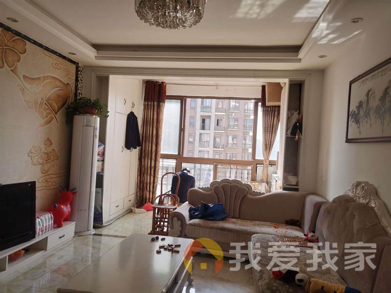 联泰香域滨江 南北通透，采光好 装修好，环镜优美 近地铁 视野好，诚心出租