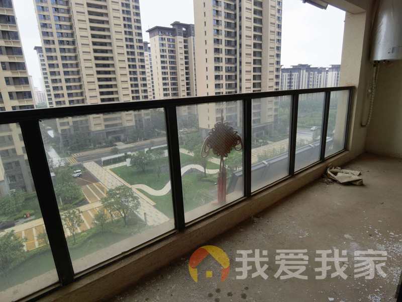 南昌我爱我家金燕国际温泉城 南北通透，采光好 周边匹套完善，，出行方便