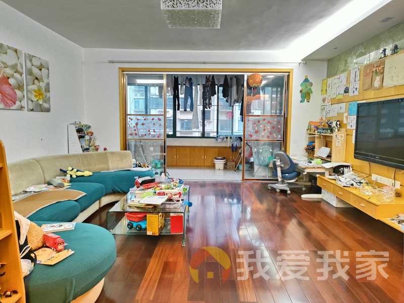 桃花源居(原社保大楼) 南北通透，采光好 装修好，环镜优美 近地铁 视野好，诚心出售