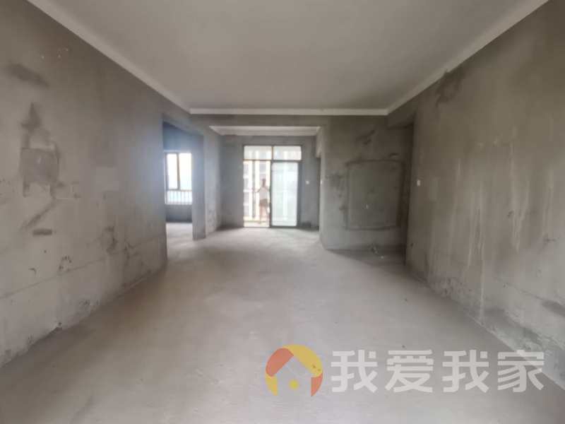 保利春天里（御荣君庭）一期 南北通透，采光好 视野好，诚心出售