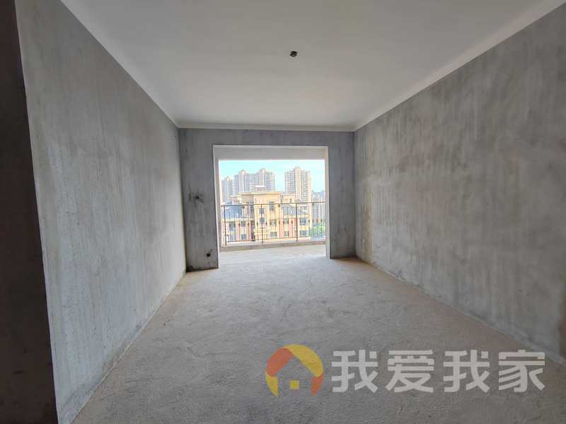 世纪朝阳中央城 南北通透，采光好 视野好，诚心出售