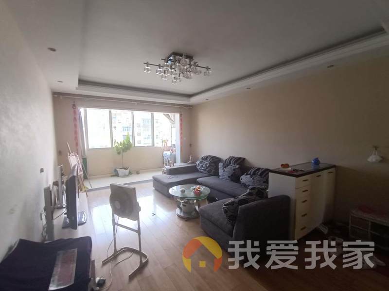 江大南路华成嘉园 南北通透，采光好 装修好，环镜优美 视野好，诚心出租